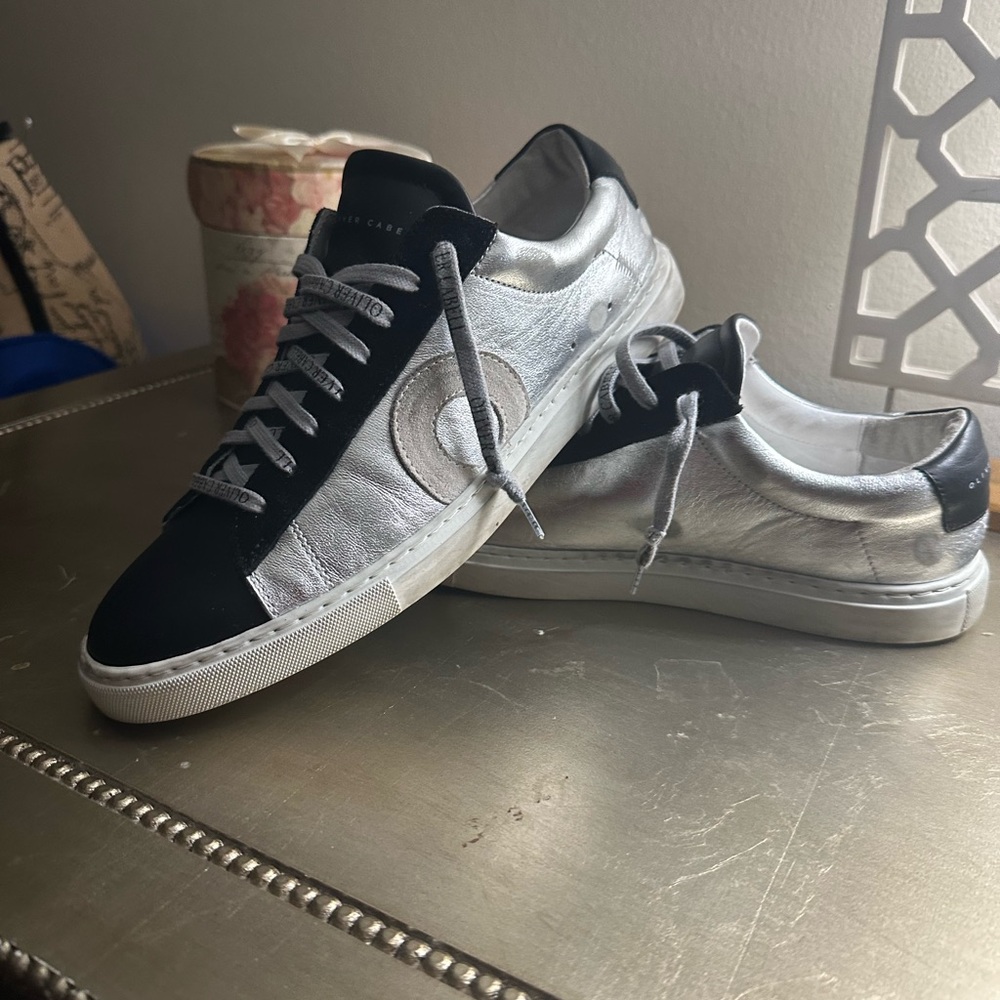 OLIVER CARBELL LOW 1 SILVER & BLACK